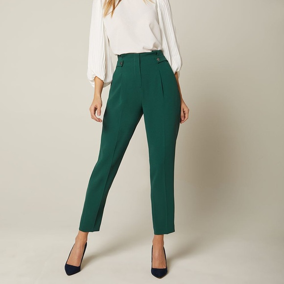 RW&CO. Pants - RW & Co Buttoned High-waist pleated pants